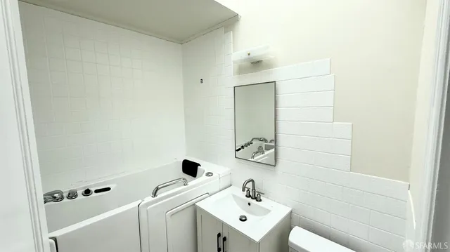 $975,000 | 451 Sawyer Street, San Francisco, CA 94134