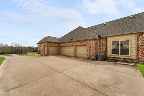 $799,900 | 415 Stoney Creek Boulevard, Sunnyvale, TX 75182
