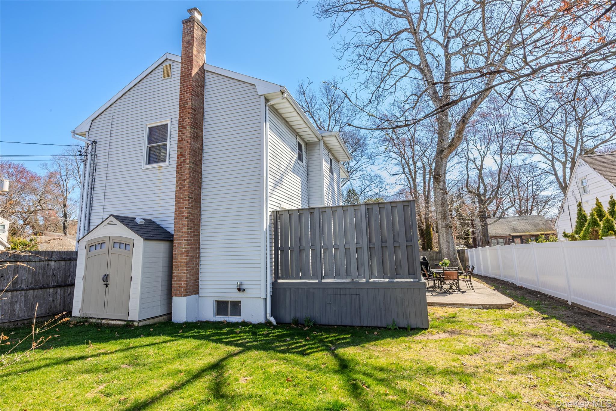 58 Freya Road Rocky Point, NY 11778 - Photo 15 of 49