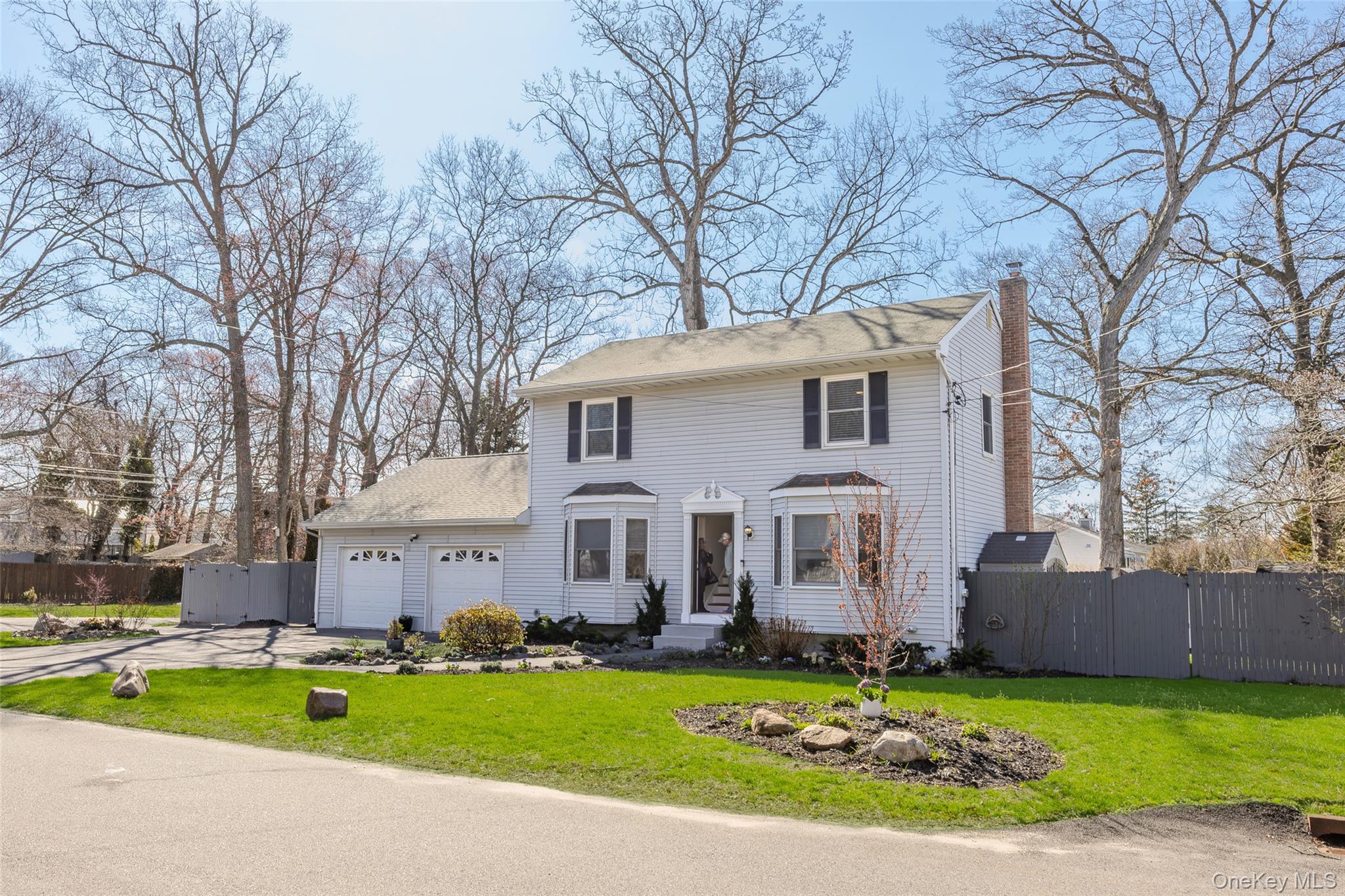 58 Freya Road Rocky Point, NY 11778 - Photo 3 of 49