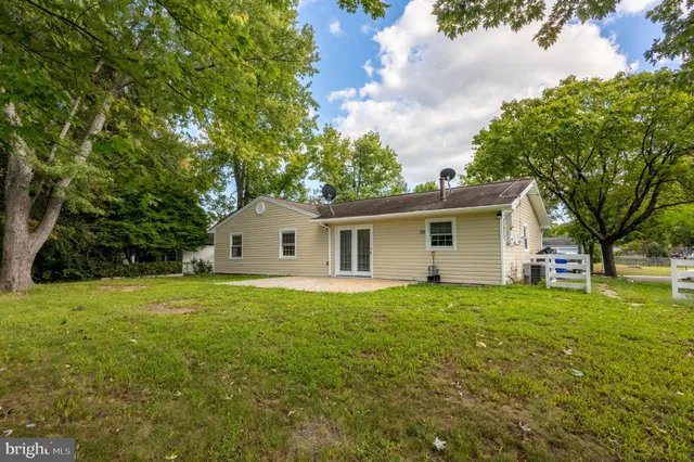 a house view with a garden