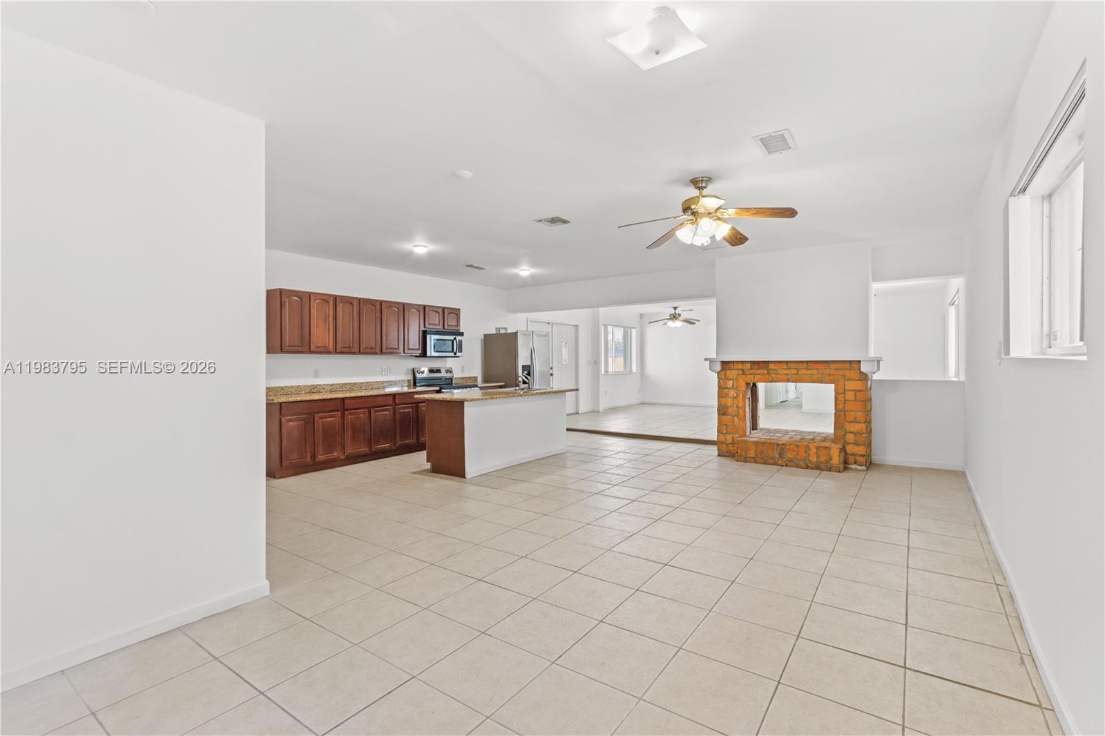 8501 Southwest 128th Street Miami, FL 33156 - Photo 9 of 28