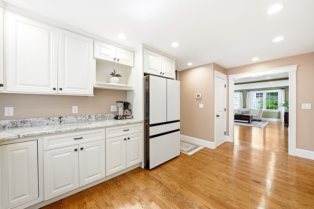 18 Grayson Road Winchester, MA 01890 - Photo 13 of 37 Gallery Image 13
