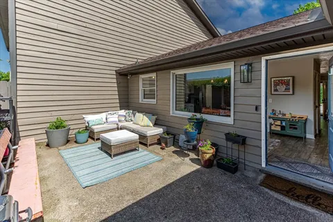 $345,000 | 237 Highland Villa Circle, Nashville, TN 37211