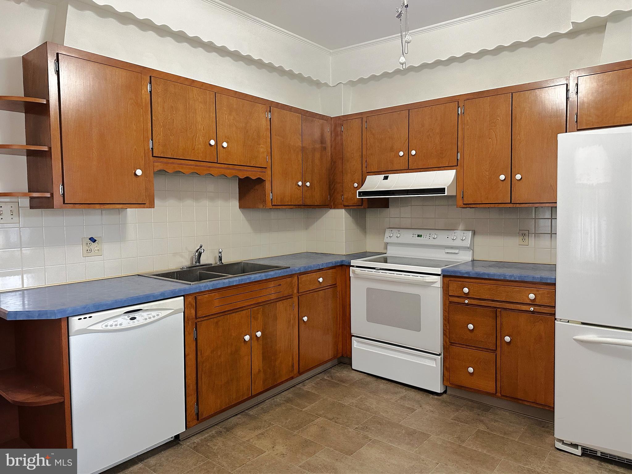 634 Main Street Red Hill, PA 18076 - Photo 11 of 27