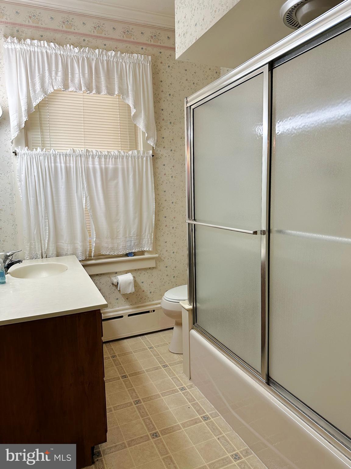 634 Main Street Red Hill, PA 18076 - Photo 21 of 27