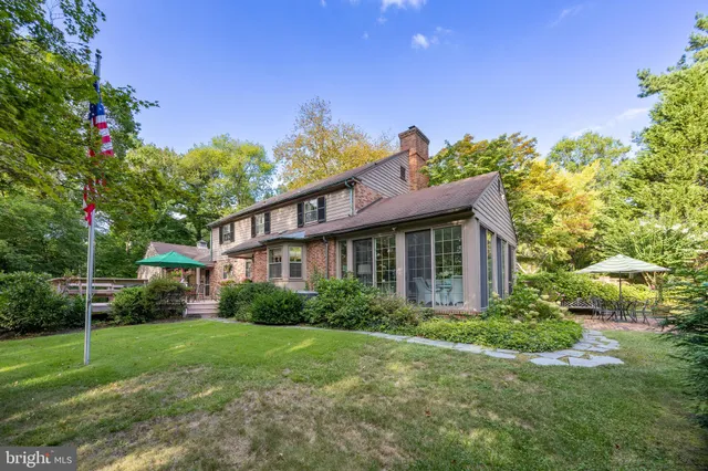 $899,000 | 903 North Dupont Road, Wilmington, DE 19807