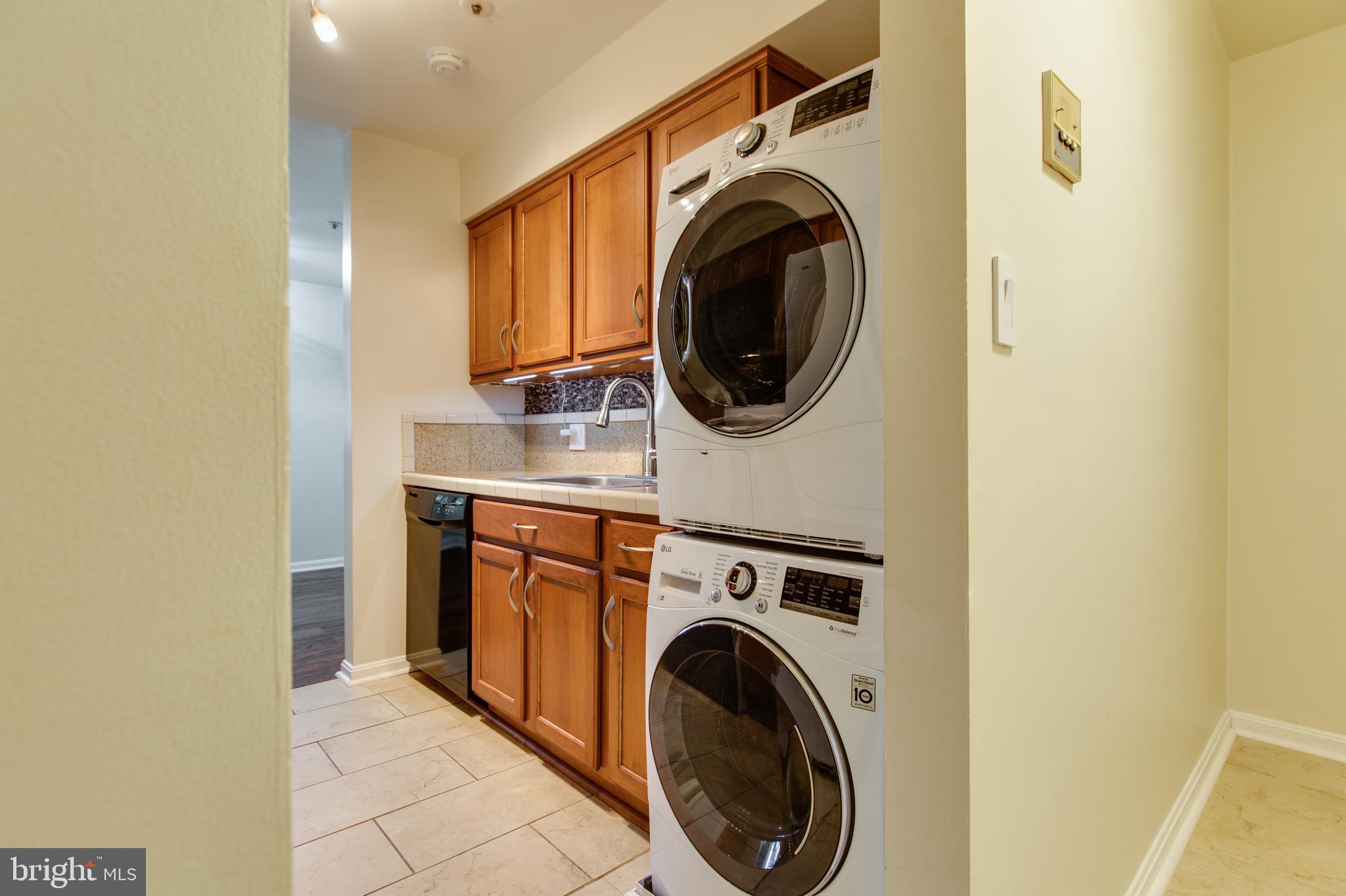 8393 Montgomery Run Road, Unit F Ellicott City, MD 21043 - Photo 17 of 28