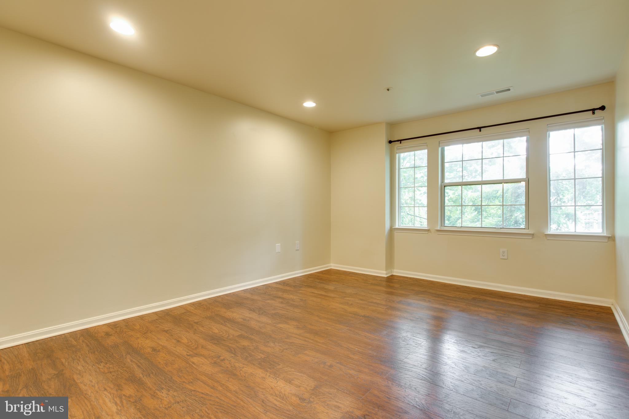 8393 Montgomery Run Road, Unit F Ellicott City, MD 21043 - Photo 18 of 28