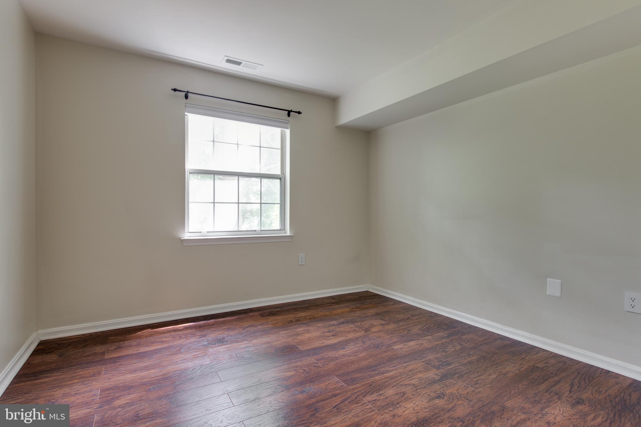 8393 Montgomery Run Road, Unit F Ellicott City, MD 21043 - Photo 23 of 28