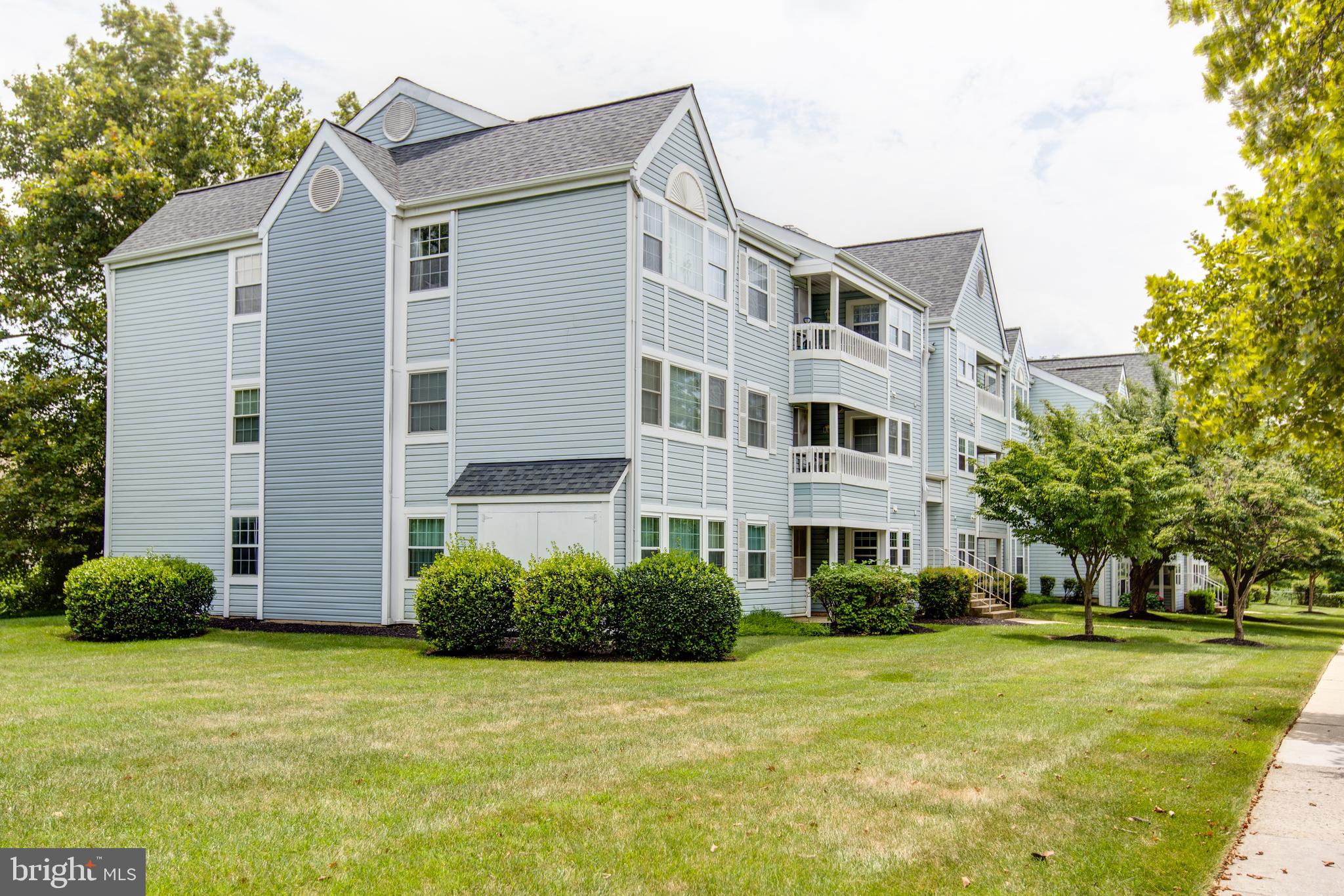 8393 Montgomery Run Road, Unit F Ellicott City, MD 21043 - Photo 3 of 28
