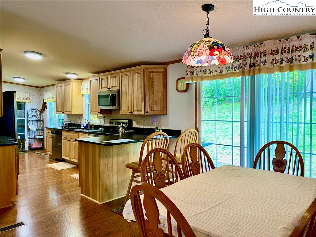 218 Wade Lookabill Drive Boone, NC 28607 - Photo 23 of 38