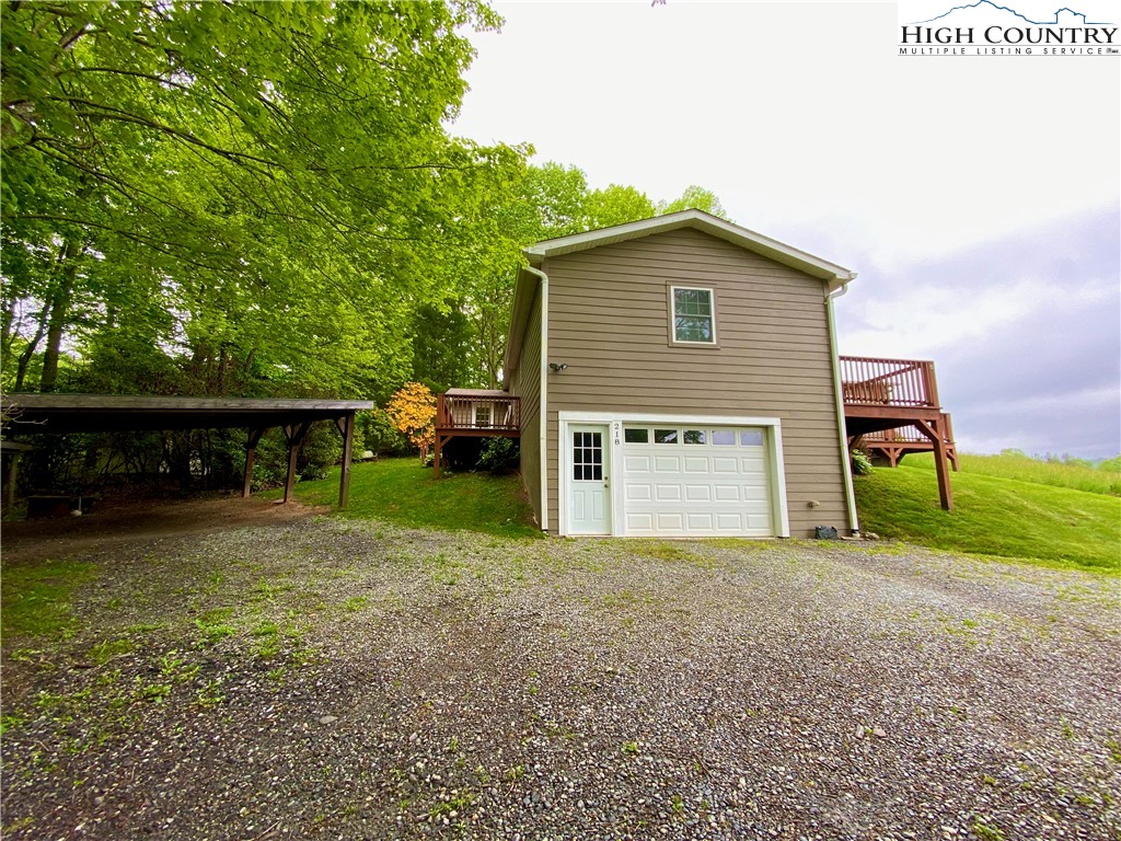 218 Wade Lookabill Drive Boone, NC 28607 - Photo 7 of 38