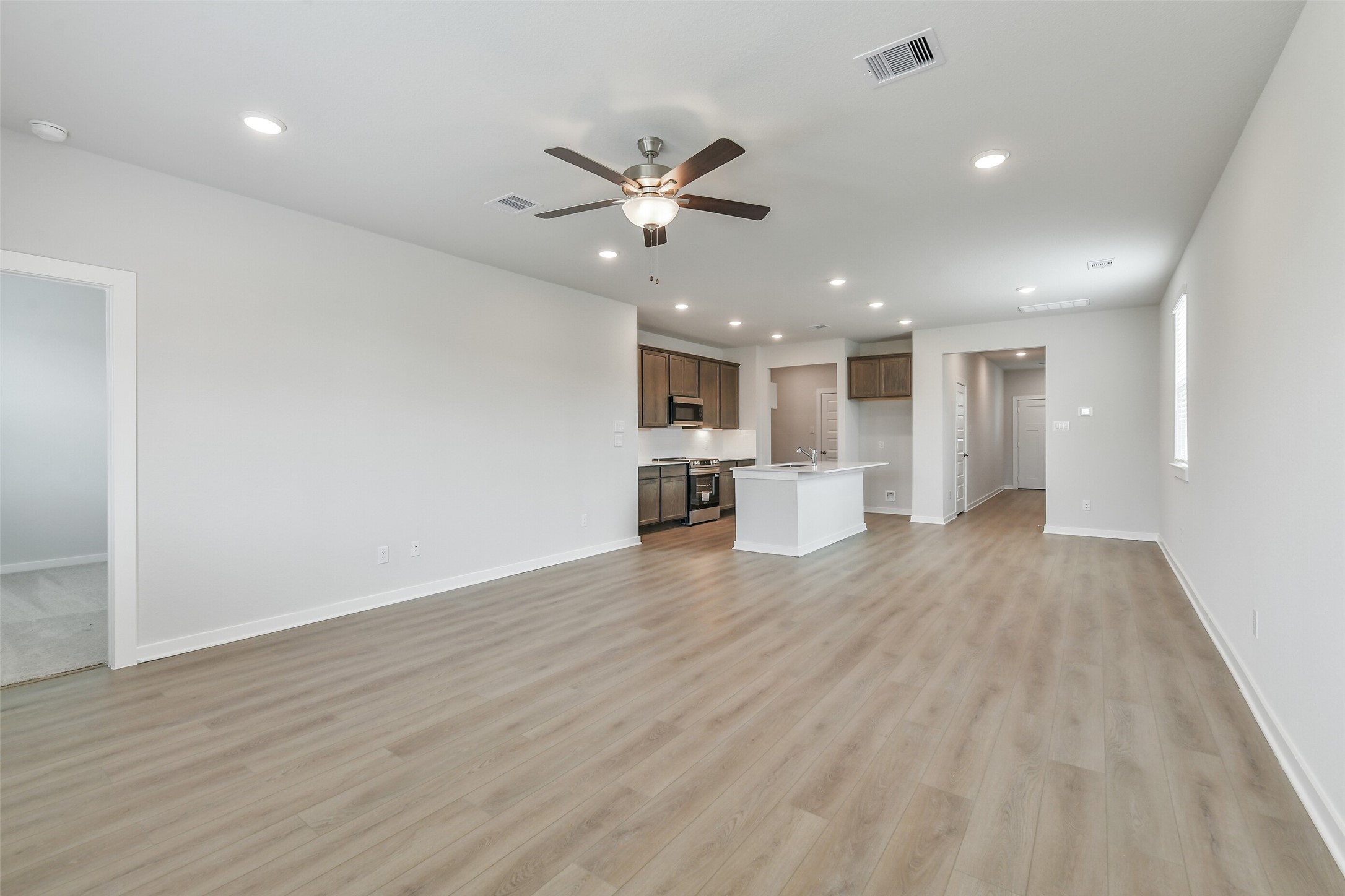 10942 Independence Road Cleveland, TX 77328 - Photo 23 of 48