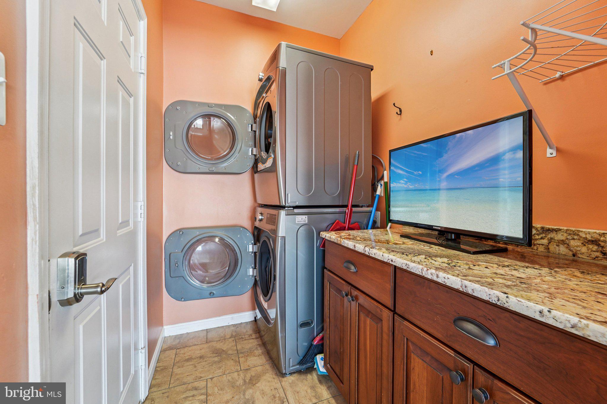 710 Bridlewreath Way Mount Airy, MD 21771 - Photo 22 of 60 Laundry