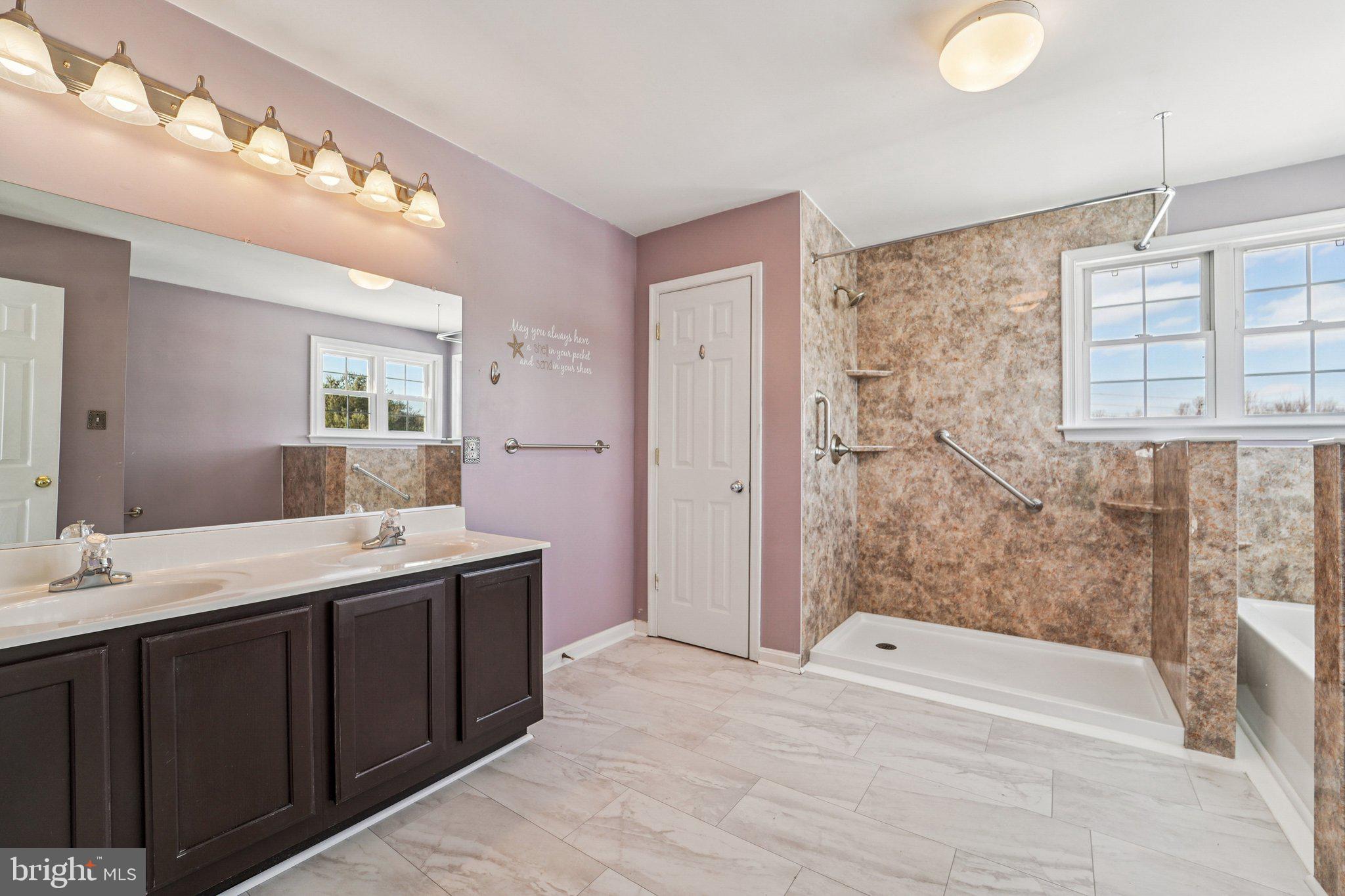 710 Bridlewreath Way Mount Airy, MD 21771 - Photo 26 of 60 Primary Bath