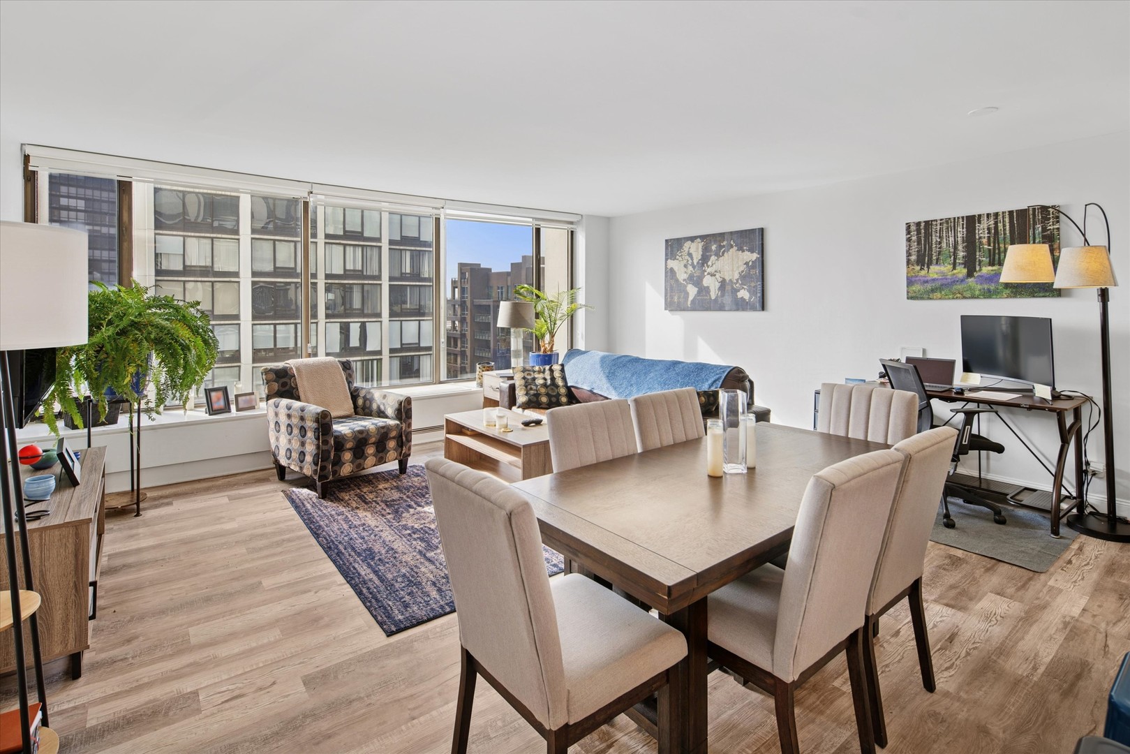 5455 North Sheridan Road, Unit 808 Chicago, IL 60640 - Photo 4 of 15