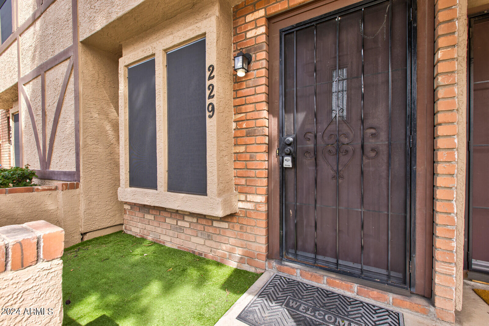 7977 West Wacker Road, Unit 229 Peoria, AZ 85381 - Photo 2 of 33 Front Courtyard