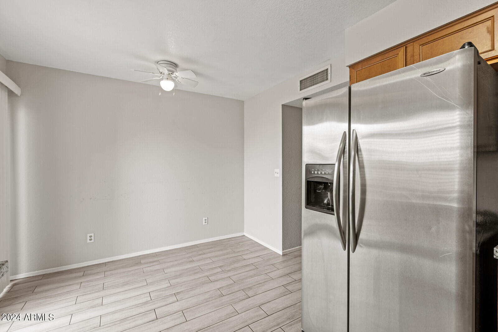 7977 West Wacker Road, Unit 229 Peoria, AZ 85381 - Photo 10 of 33 Refrigerator Included