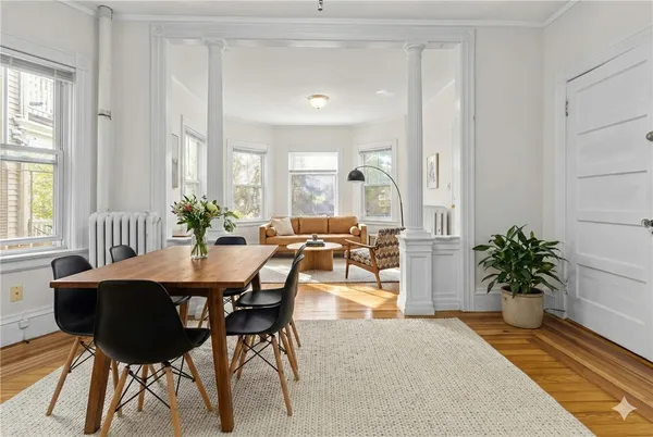 $2,650 | 159 Camp Street, Unit 1, Providence, RI 02906