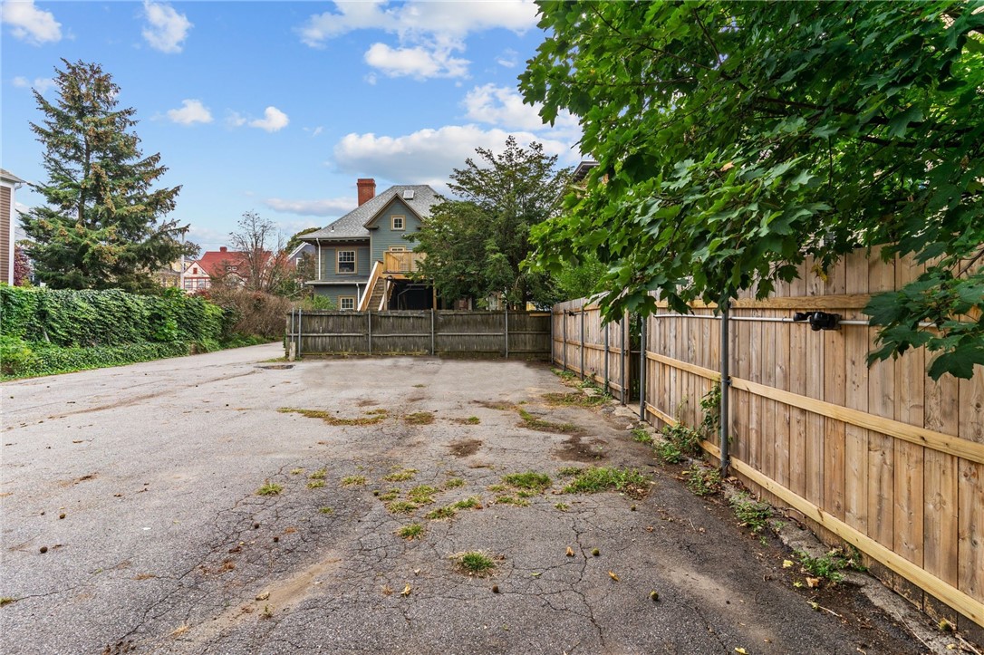 159 Camp Street, Unit 1 Providence, RI 02906 - Photo 26 of 27