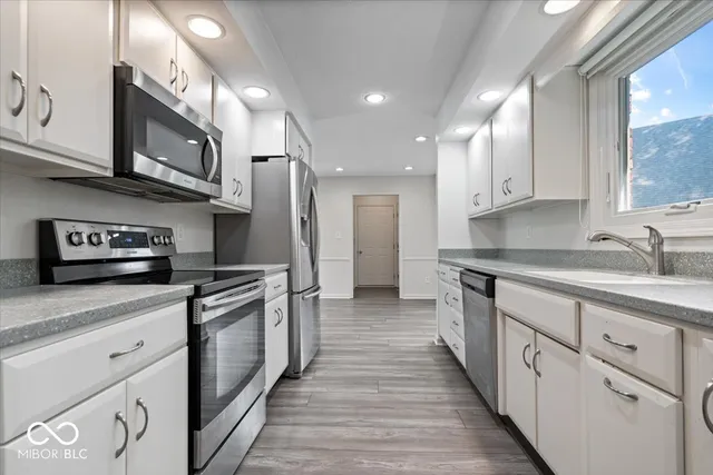 $324,900 | 9263 Spring Forest Drive, Unit 7, Indianapolis, IN 46260