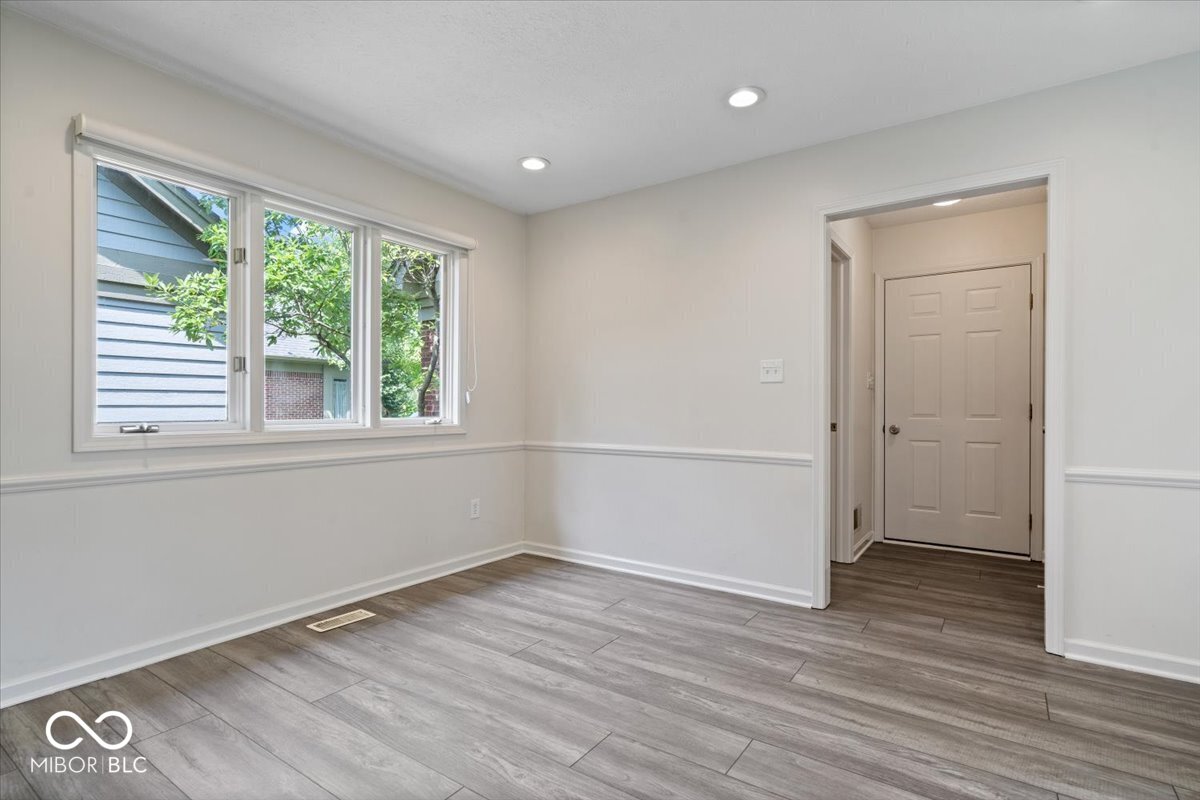 9263 Spring Forest Drive, Unit 7 Indianapolis, IN 46260 - Photo 24 of 51