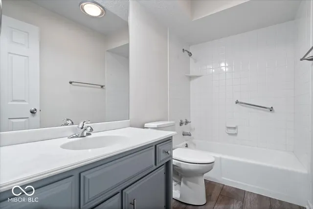 $324,900 | 9263 Spring Forest Drive, Unit 7, Indianapolis, IN 46260