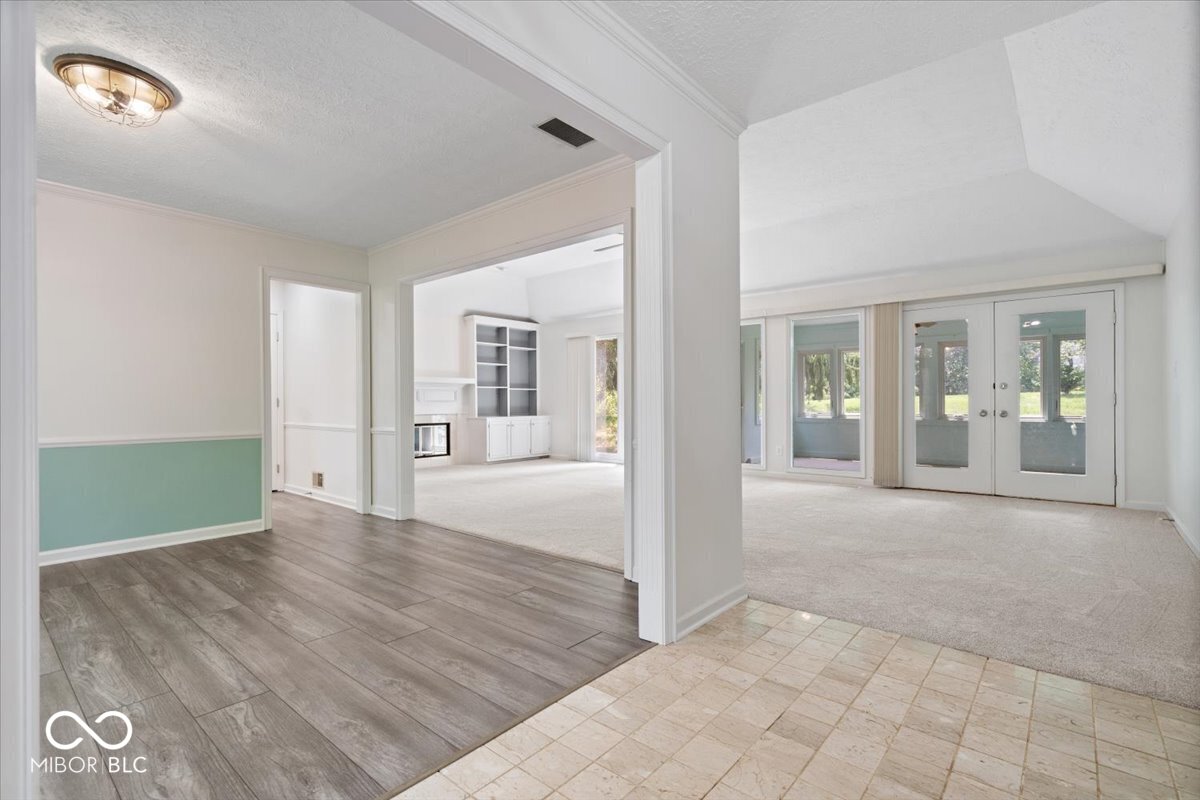 9263 Spring Forest Drive, Unit 7 Indianapolis, IN 46260 - Photo 6 of 51