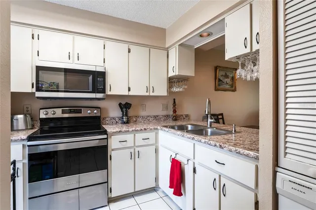 $168,000 | 6424 Spring Flower Drive, Unit 15, New Port Richey, FL 34653