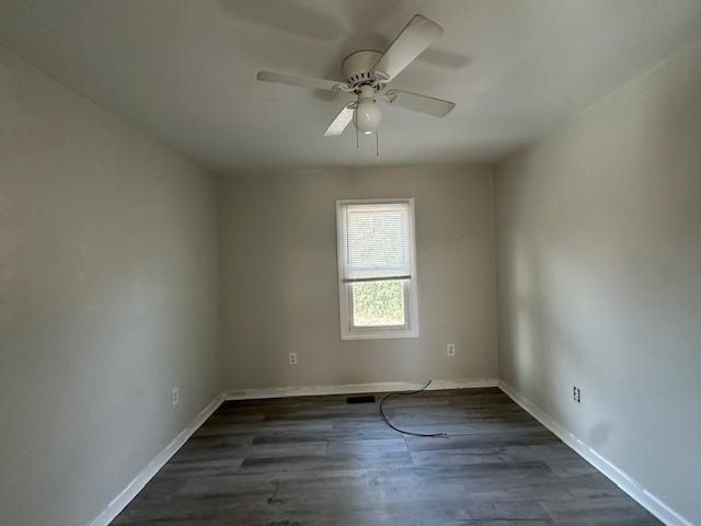 10 Earle Street Sumter, SC 29150 - Photo 4 of 10 Bedroom 2