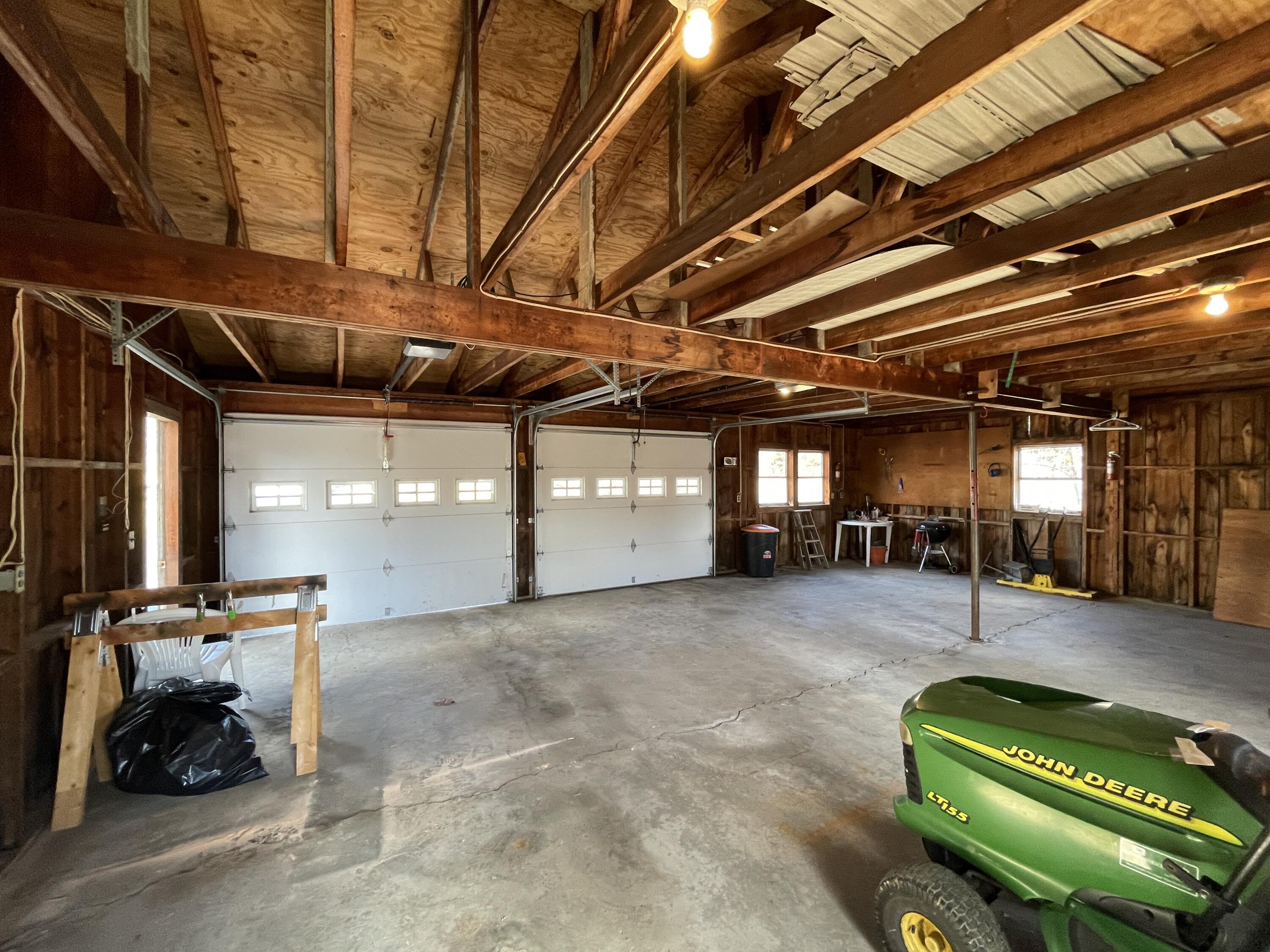 360 Belgrade Road Oakland, ME 04963 - Photo 37 of 44 Garage