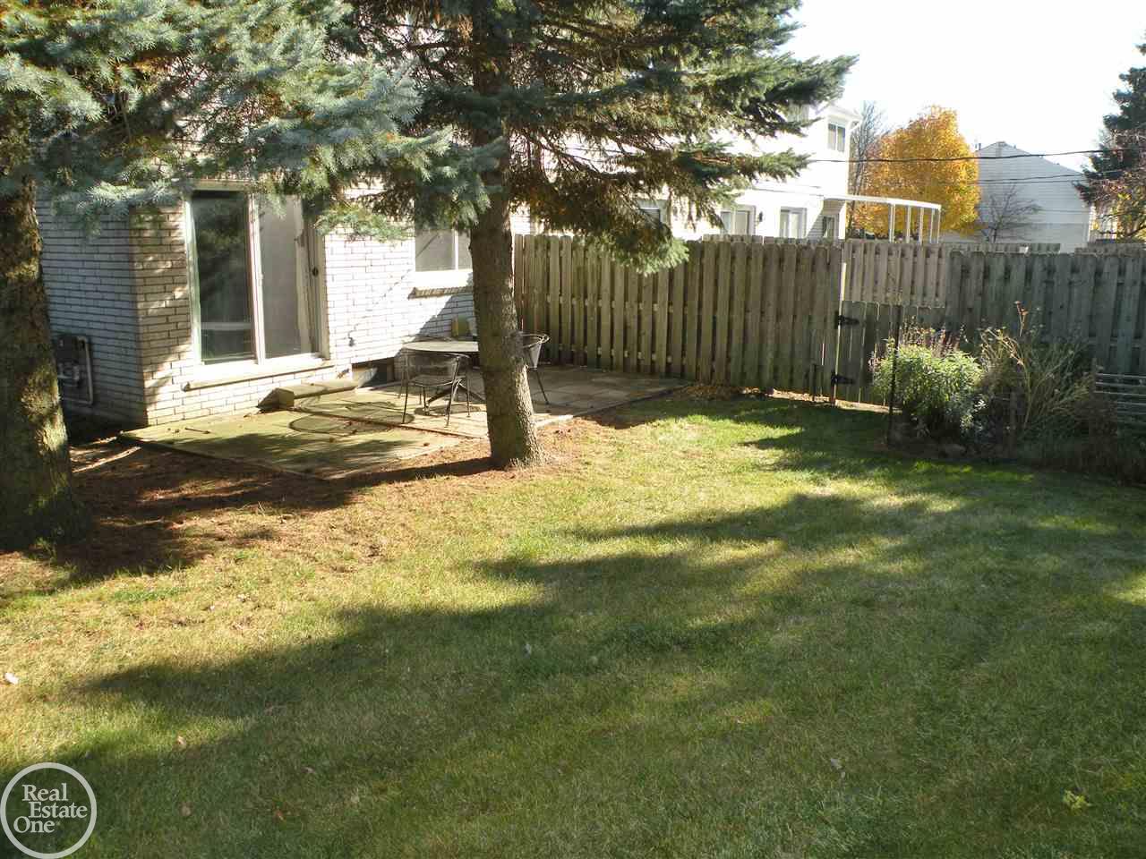 74 Longford Drive Rochester Hills, MI 48309 - Photo 8 of 33