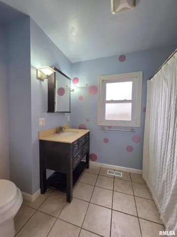 $195,000 | 85 Woodlawn Road, Quincy, IL 62301