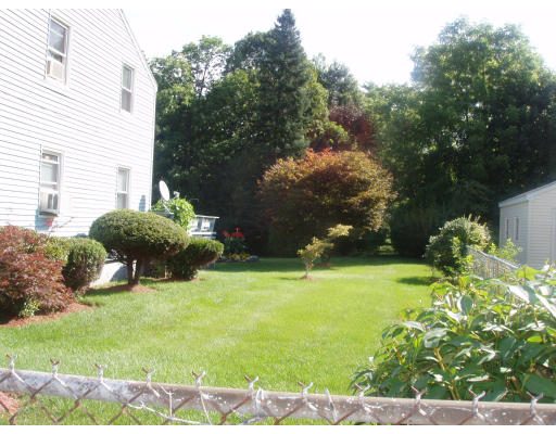 228 Cambridge Road Woburn, MA 01801 - Photo 13 of 14 Gallery Image 13