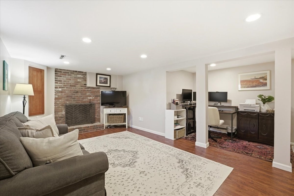 137 Robert Road Dedham, MA 02026 - Photo 22 of 42