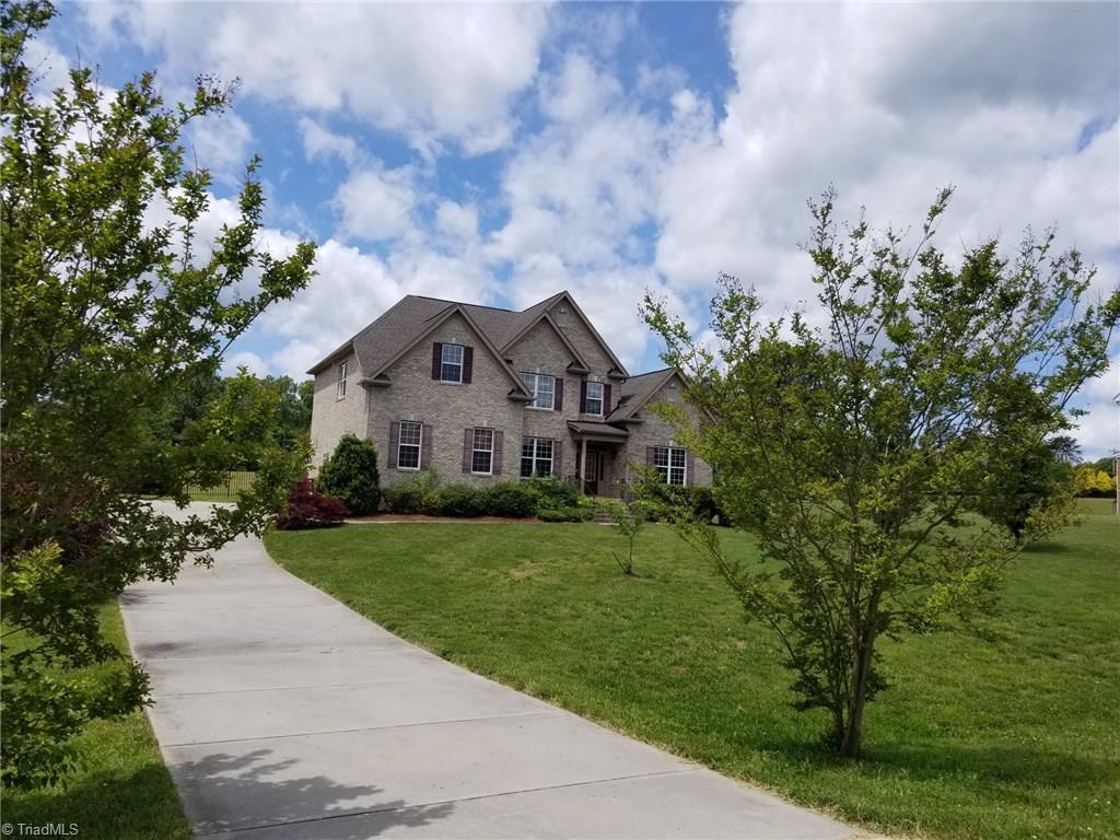 7786 Newhaven Drive Oak Ridge, NC 27310 - Photo 3 of 27