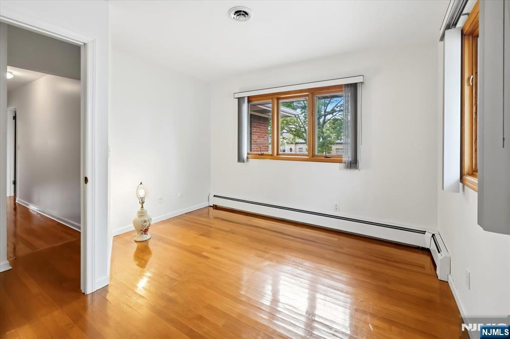 535 Summit Street Englewood Cliffs, NJ 07632 - Photo 21 of 34