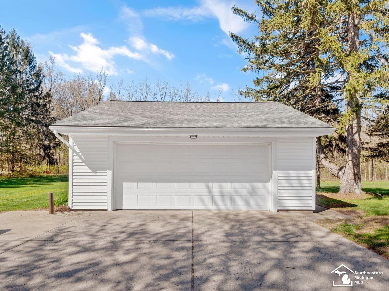 10757 Summerfield Road Temperance, MI 48182 - Photo 43 of 66