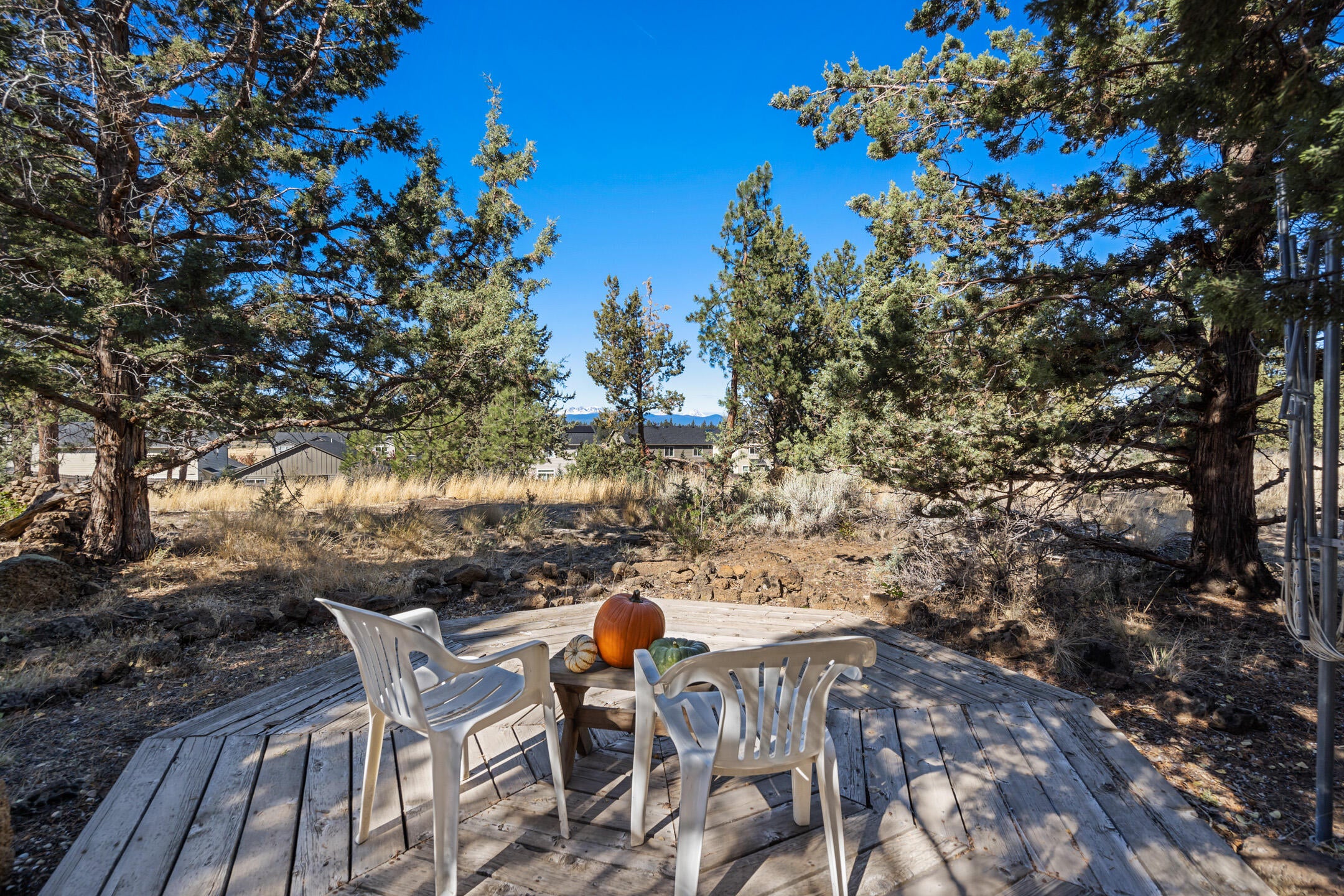 60901 Brosterhous Road, Unit 746A Bend, OR 97702 - Photo 9 of 25 2021_09_30_60901_brosterhous_746a-5