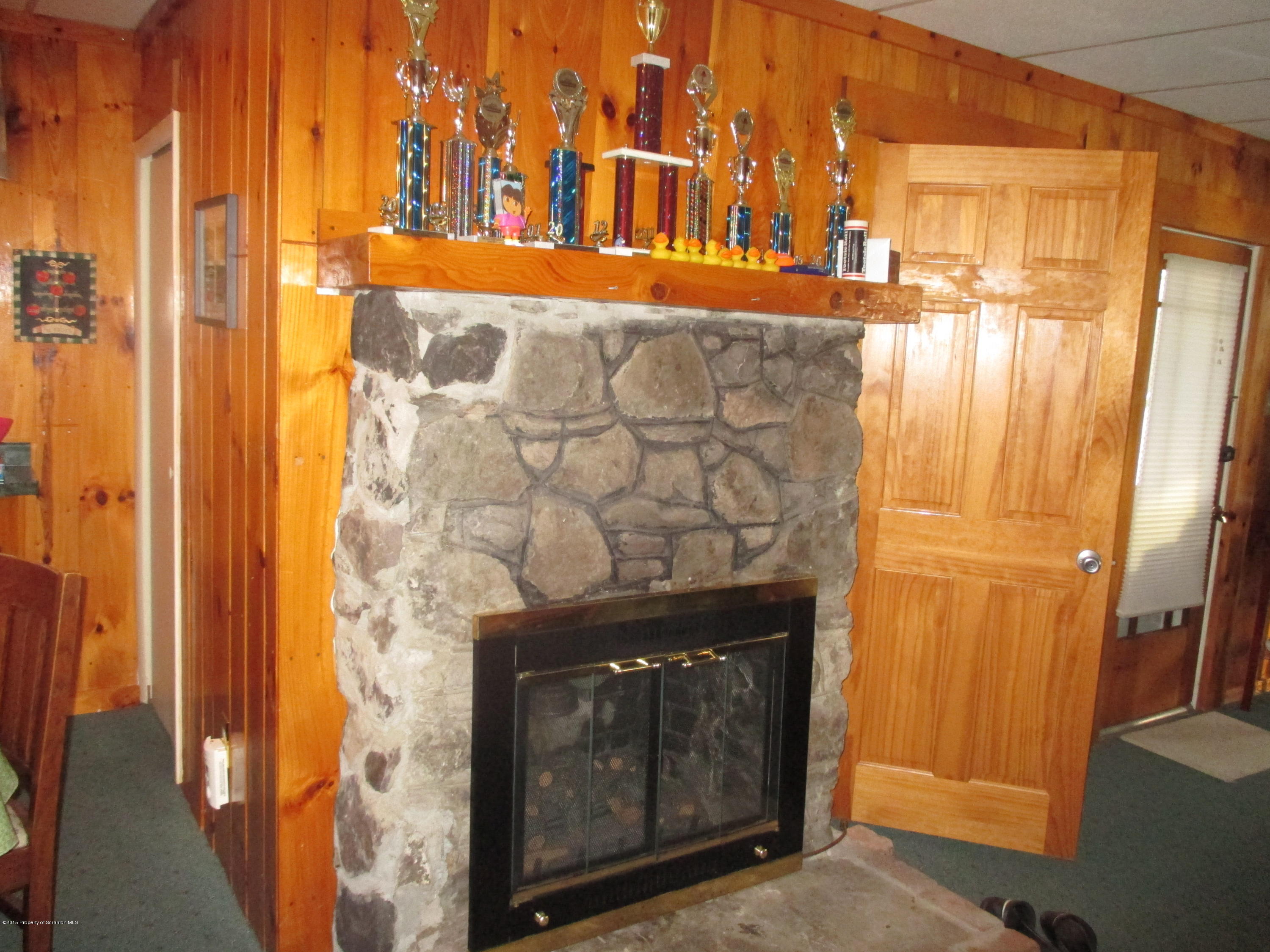 394 Point Road Lake Winola, PA 18419 - Photo 10 of 28