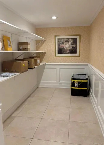 $238,888 | 43-25 Douglaston Parkway, Unit B | Douglaston