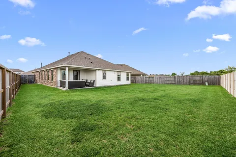 $297,000 | 9802 Highland Harvest Drive, Baytown, TX 77521