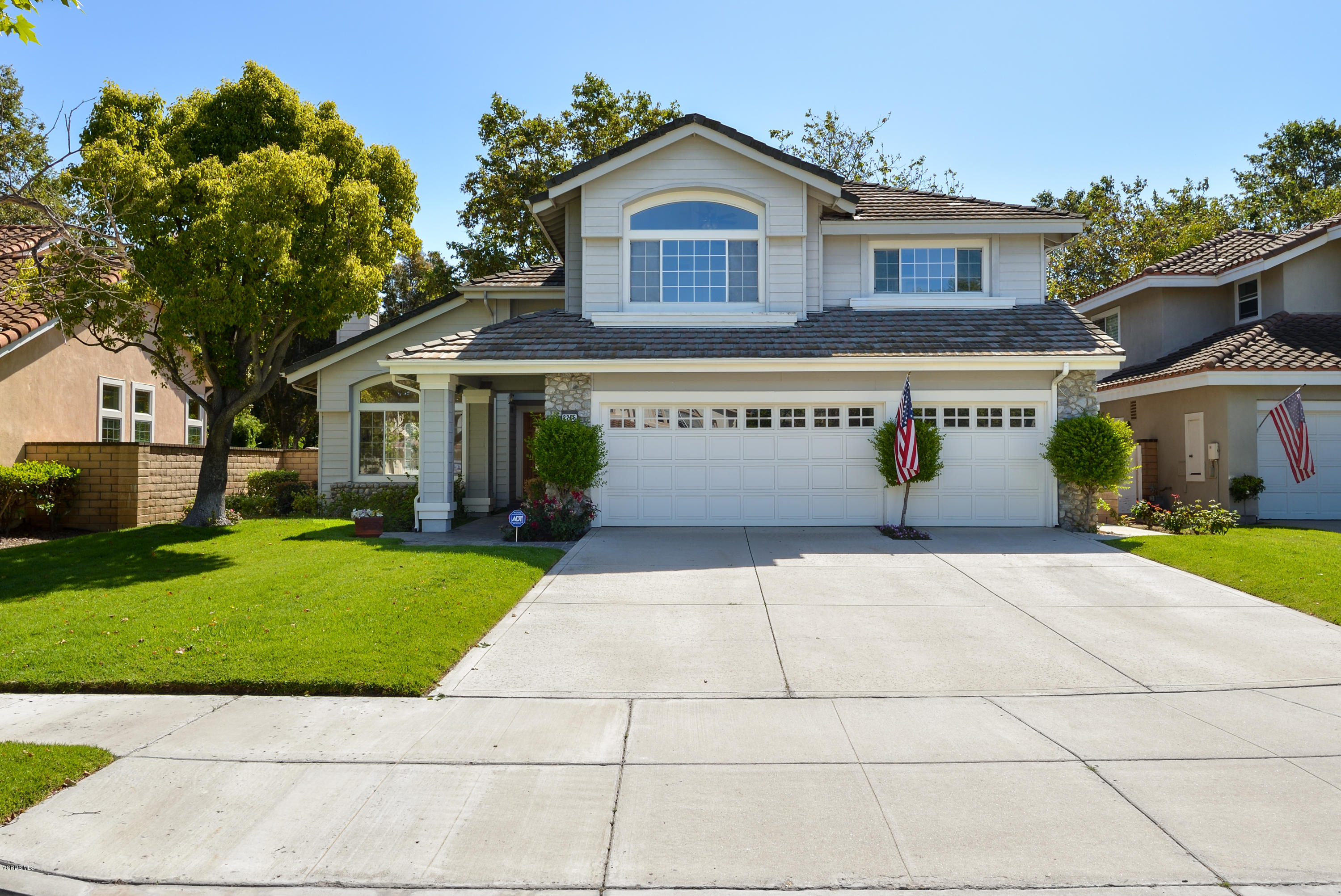 2206 Cedar Ridge Court Oxnard, CA 93036 - Photo 2 of 39 02