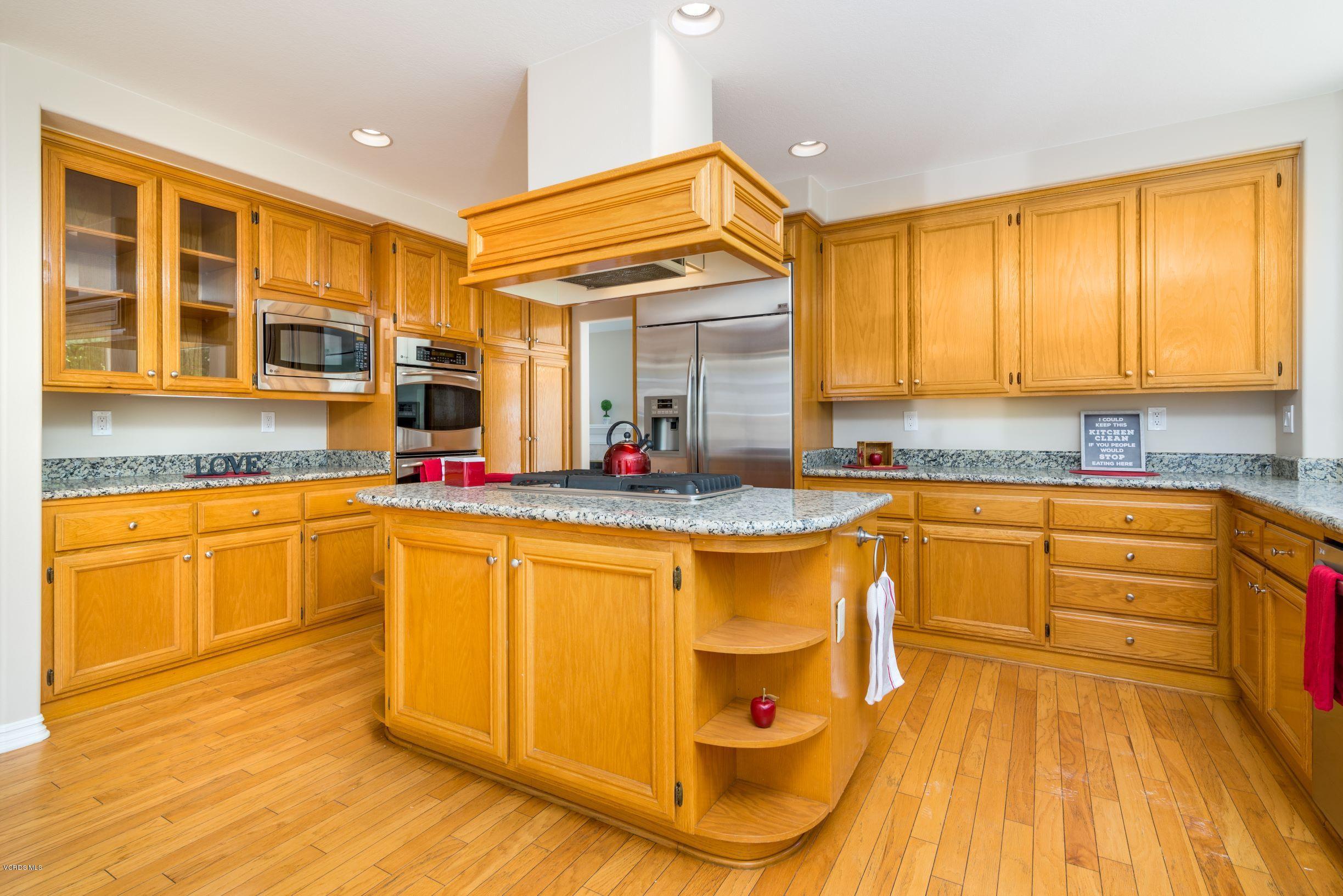2206 Cedar Ridge Court Oxnard, CA 93036 - Photo 22 of 39 22