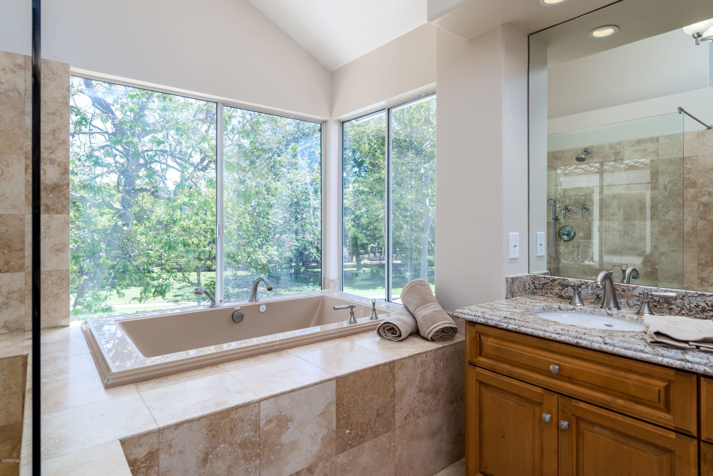 2206 Cedar Ridge Court Oxnard, CA 93036 - Photo 33 of 39 33