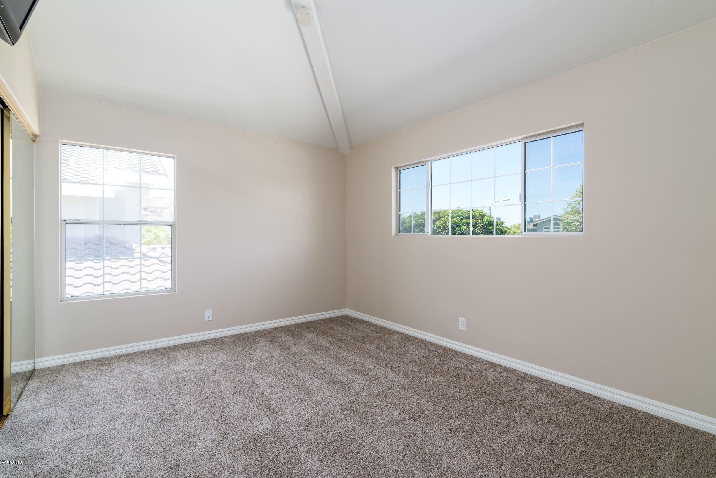 2206 Cedar Ridge Court Oxnard, CA 93036 - Photo 36 of 39 36