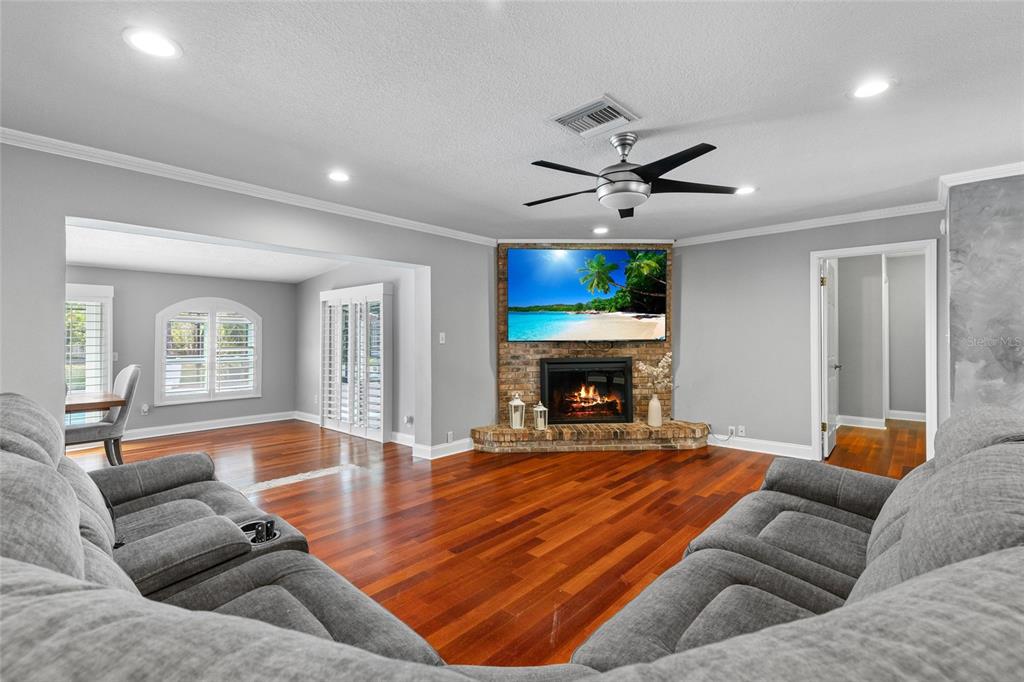 330 Hayes Road Winter Springs, FL 32708 - Photo 11 of 58 Gallery Image 11