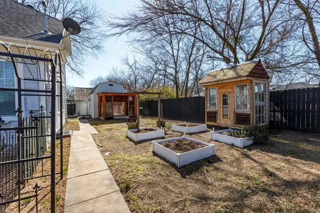 $230,000 | 2704 King Street, Greenville, TX 75401