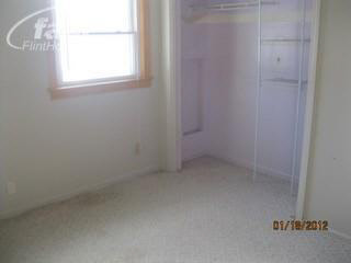 6162 Fenton Road Flint, MI 48507 - Photo 11 of 14 20132381-10.JPG